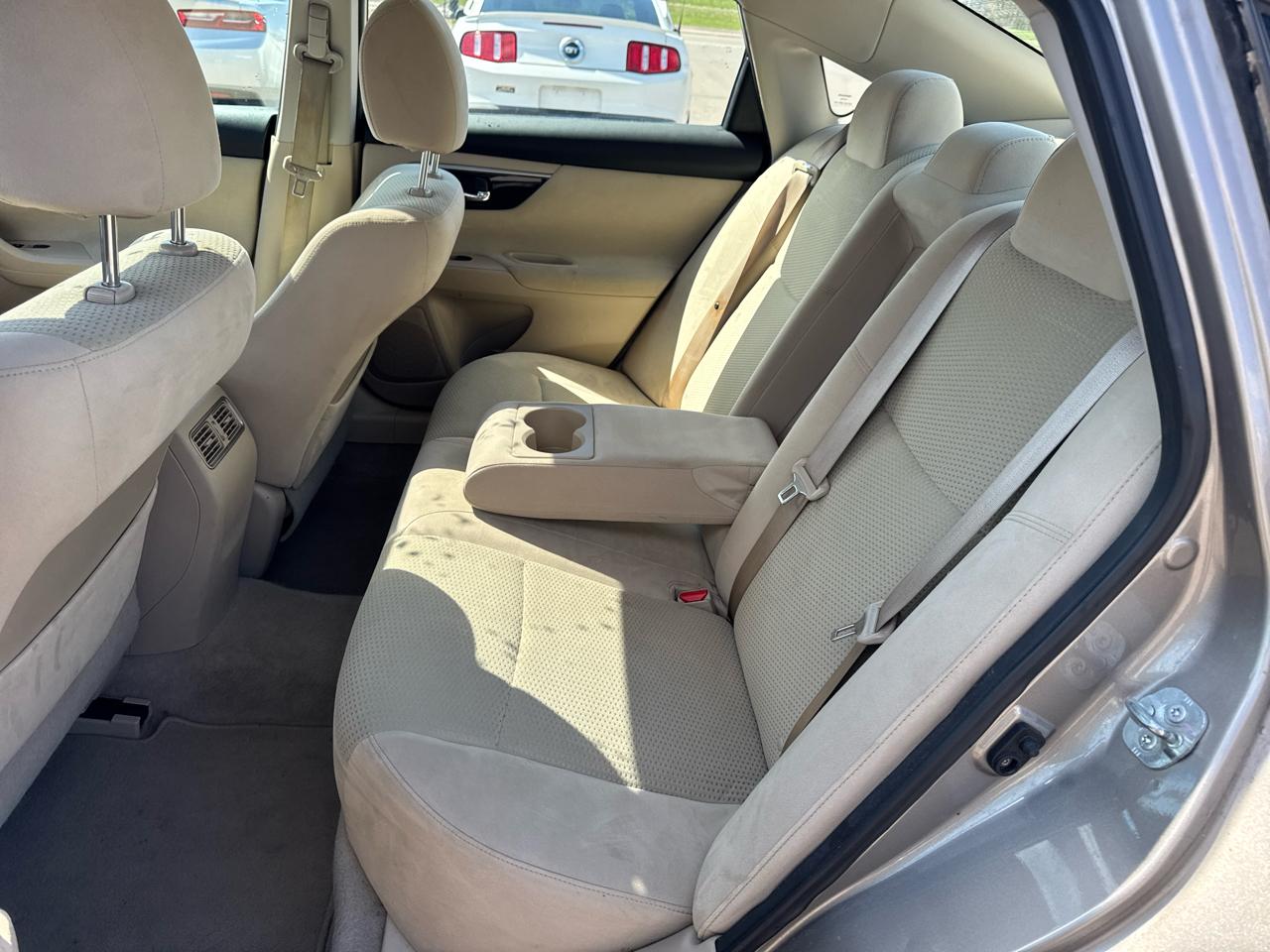 Nissan Altima 4dr Sdn I4 2.5 SV 2014