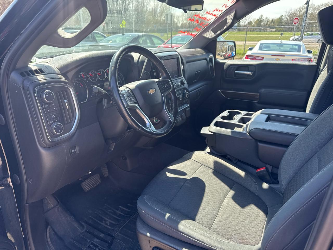 Chevrolet Silverado 1500 4WD Crew Cab 147" LT 2019