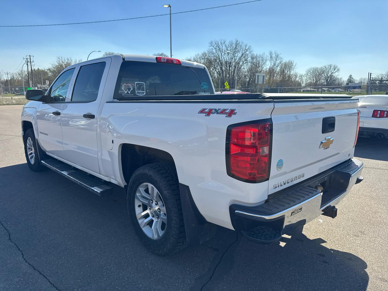 Chevrolet Silverado 1500 4WD Crew Cab 143.5" LT w/1LT 2014