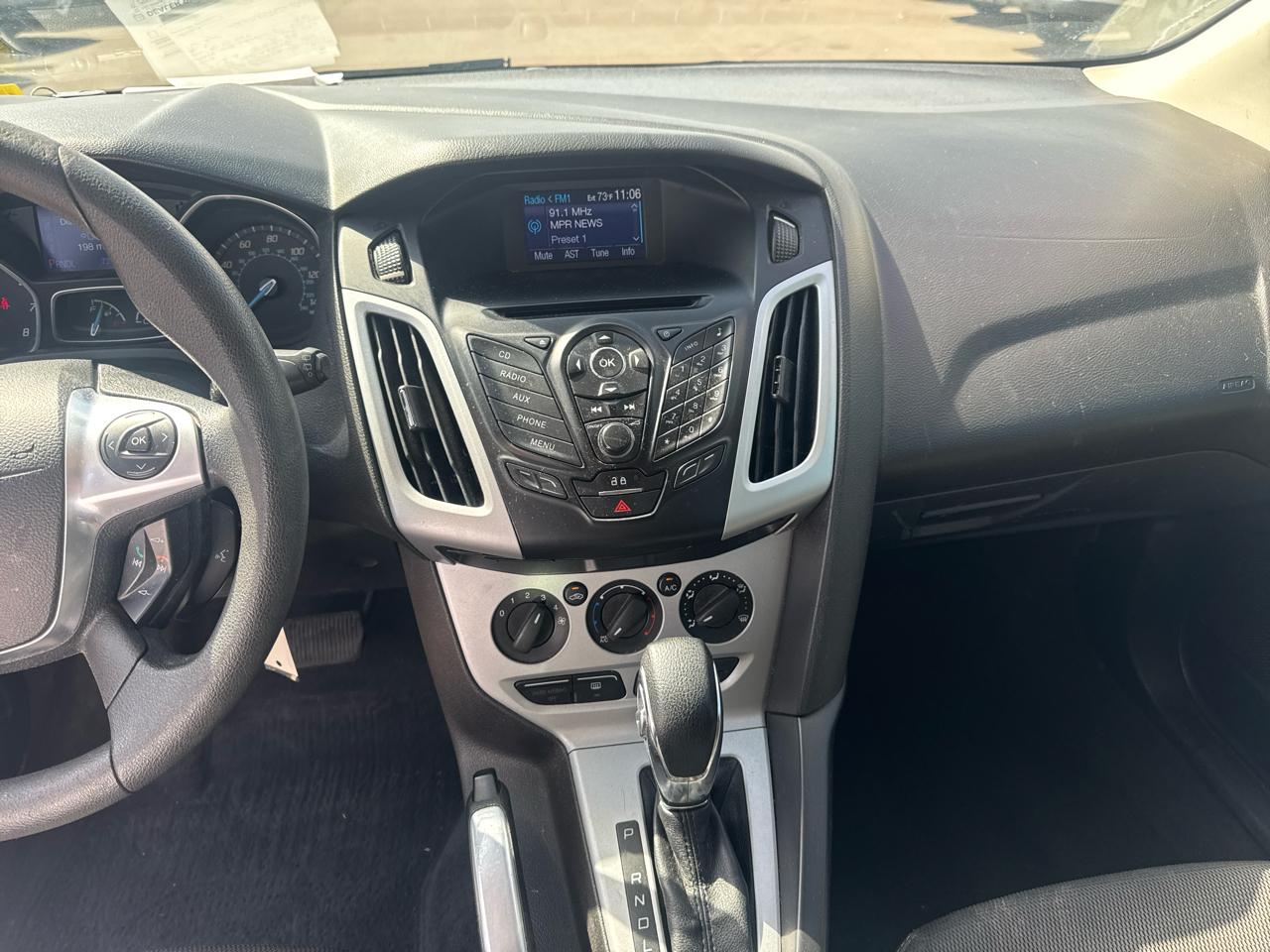 Ford Focus 5dr HB SE 2013