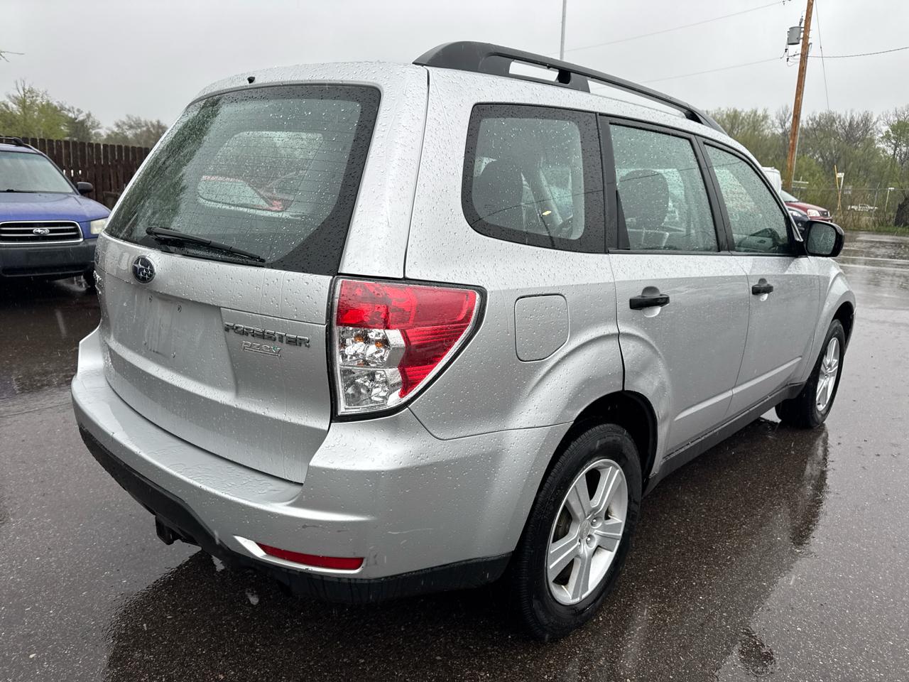 Subaru Forester 4dr Auto 2.5X w/Alloy Wheel Value Pkg 2011