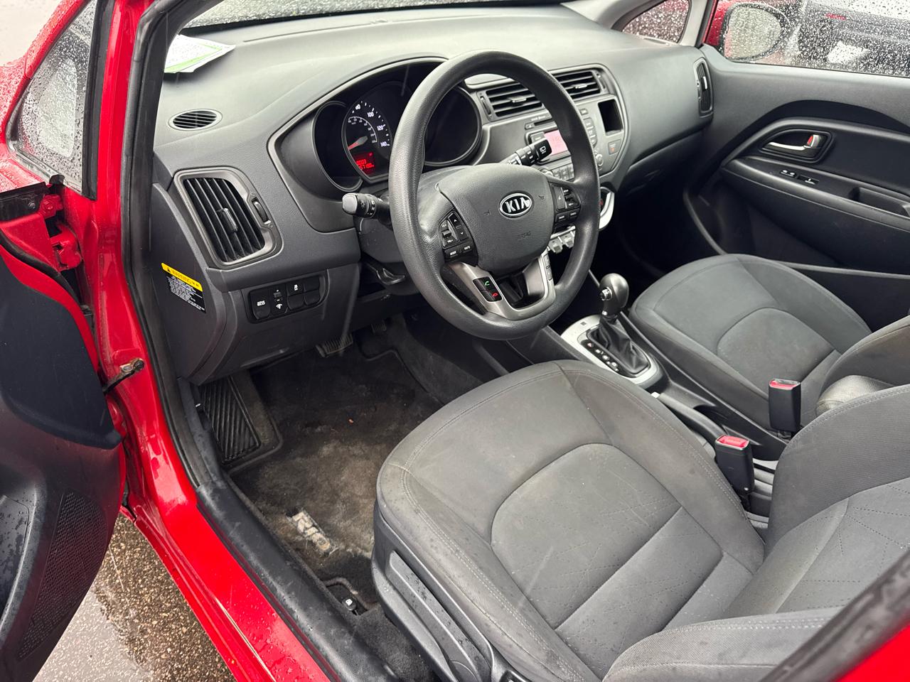 Kia Rio 5dr HB Auto EX 2012