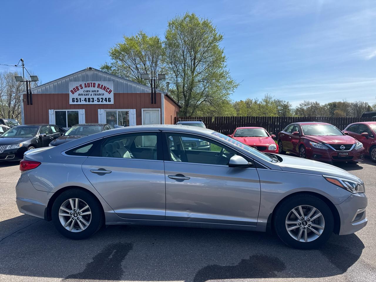 Hyundai Sonata 4dr Sdn 2.4L SE 2015