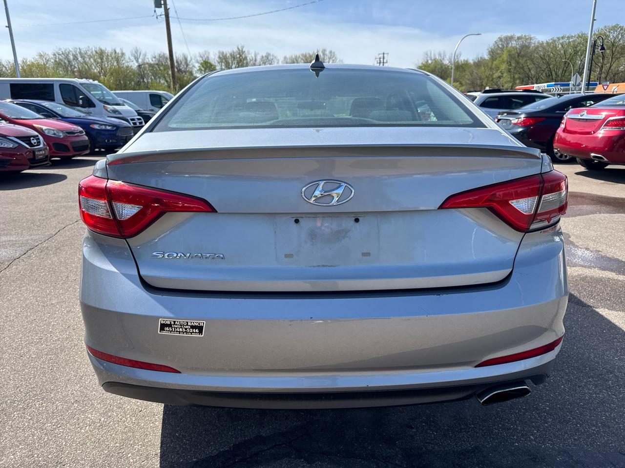 Hyundai Sonata 4dr Sdn 2.4L SE 2015