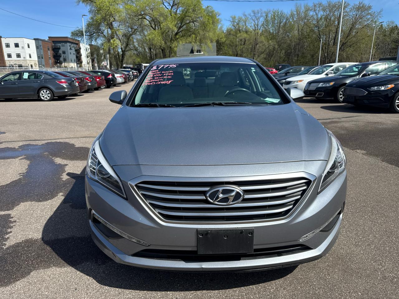Hyundai Sonata 4dr Sdn 2.4L SE 2015