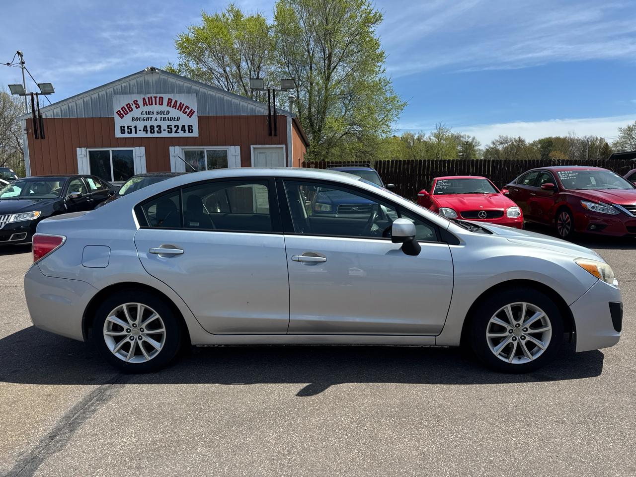 Subaru Impreza Sedan 4dr Auto 2.0i Premium 2014