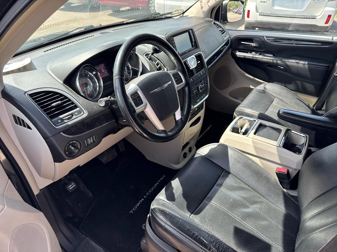 Chrysler Town & Country 4dr Wgn Touring-L 2014