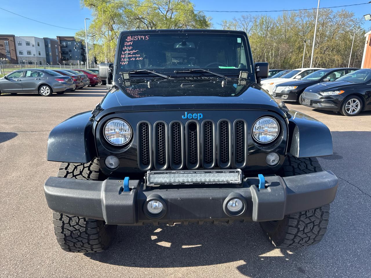 Jeep Wrangler Unlimited 4WD 4dr Sahara 2014