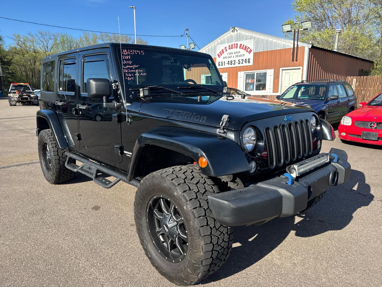 Jeep Wrangler Unlimited 4WD 4dr Sahara 2014