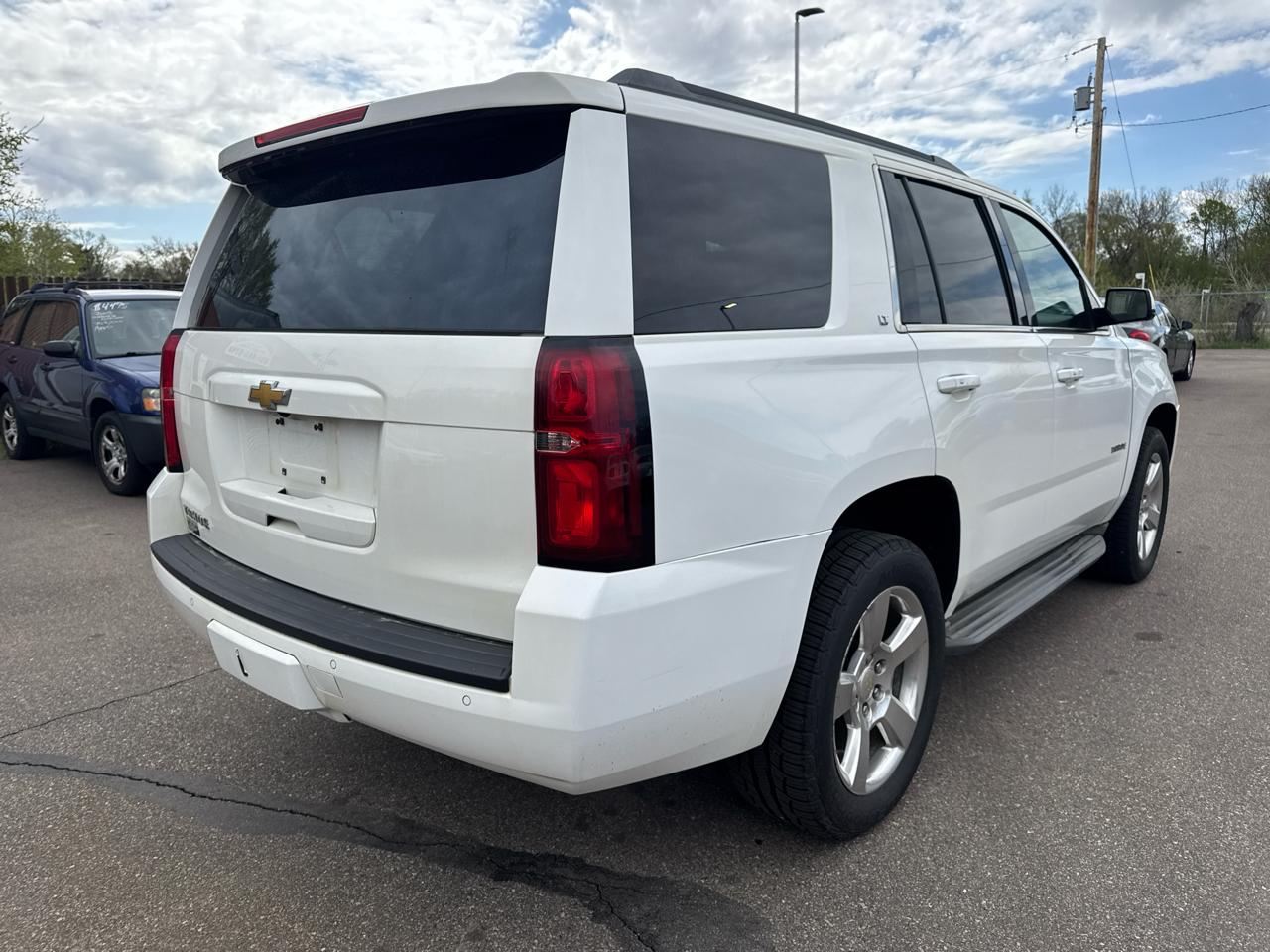 Chevrolet Tahoe 4WD 4dr LT 2015