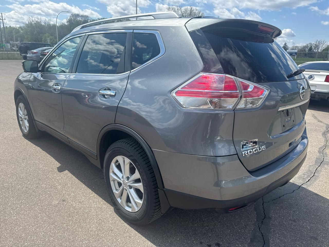 Nissan Rogue AWD 4dr SV 2016
