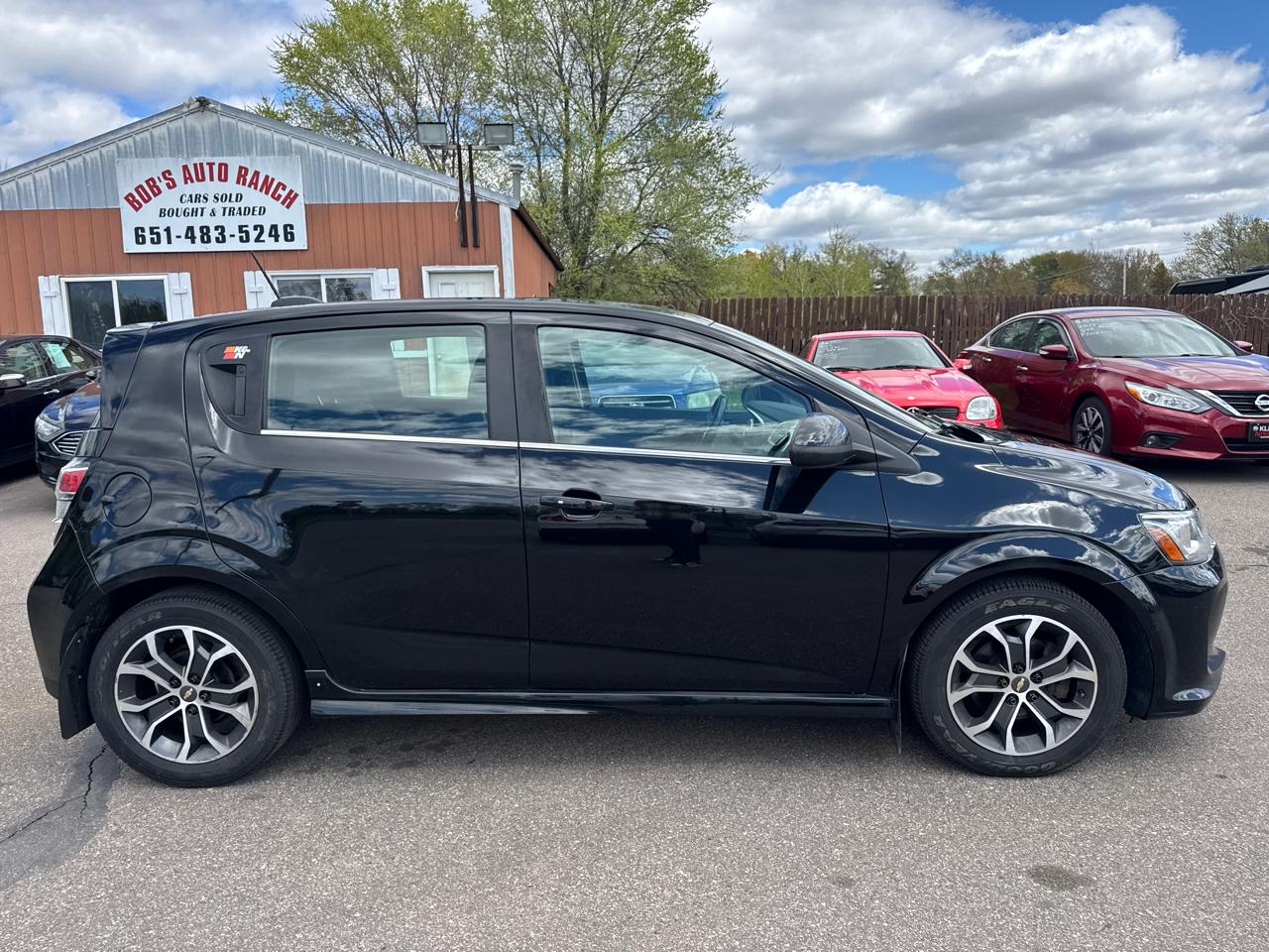 Chevrolet Sonic 5dr HB Auto LT w/1SD 2017