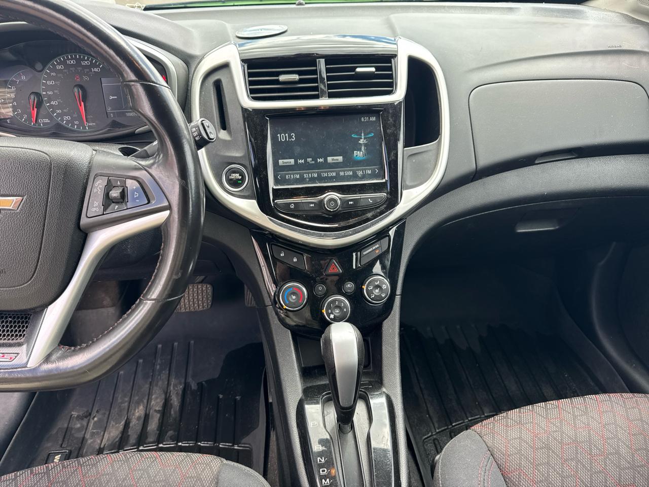 Chevrolet Sonic 5dr HB Auto LT w/1SD 2017