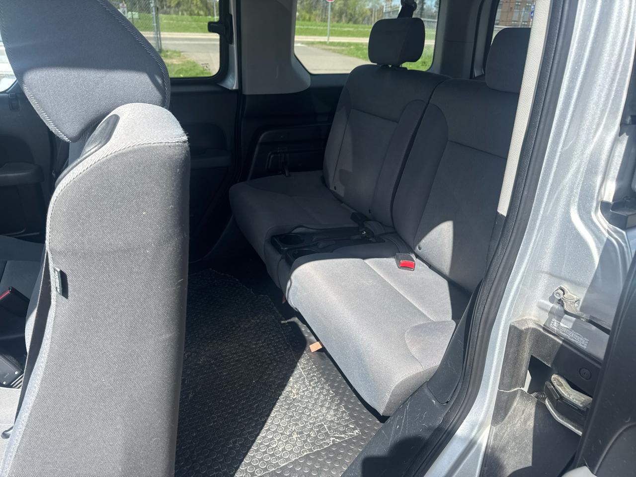 Honda Element 2WD 4dr AT LX 2007