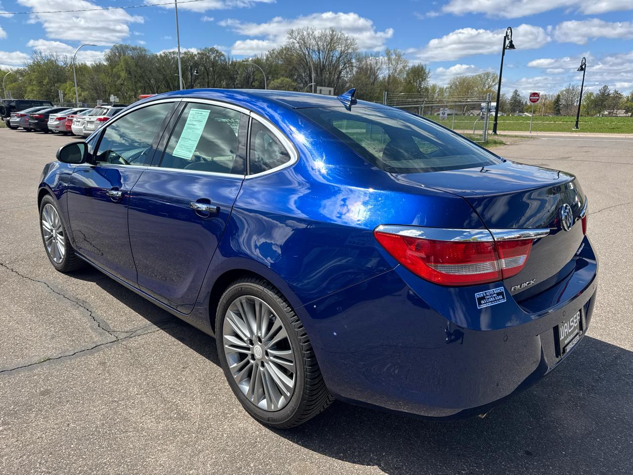 Buick Verano 4dr Sdn Leather Group 2013