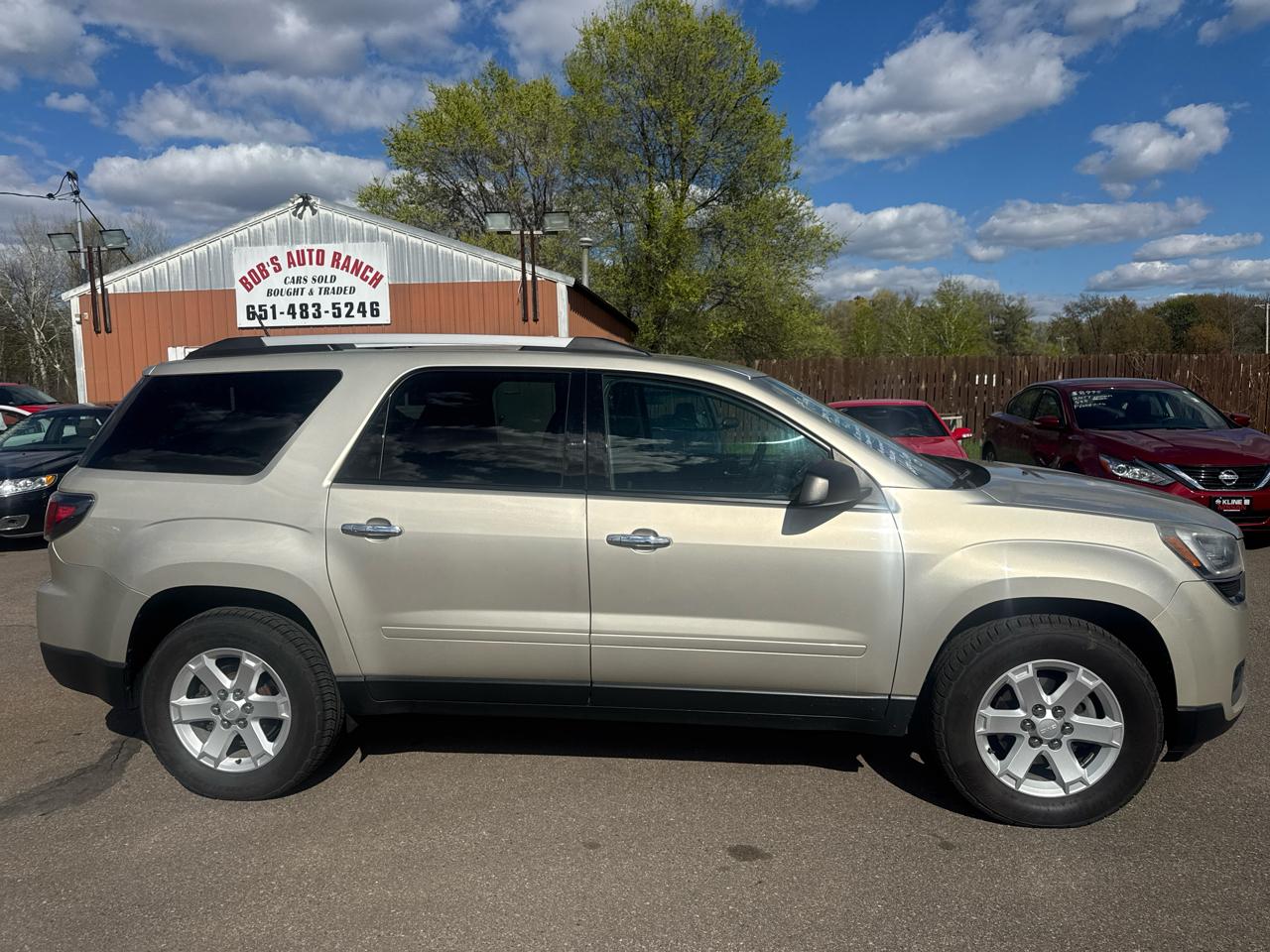 GMC Acadia AWD 4dr SLE w/SLE-2 2015