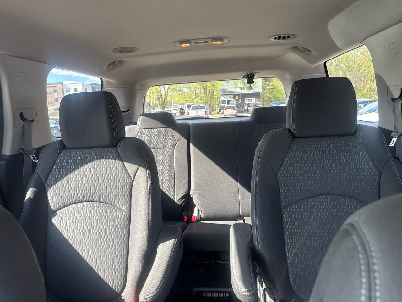 GMC Acadia AWD 4dr SLE w/SLE-2 2015
