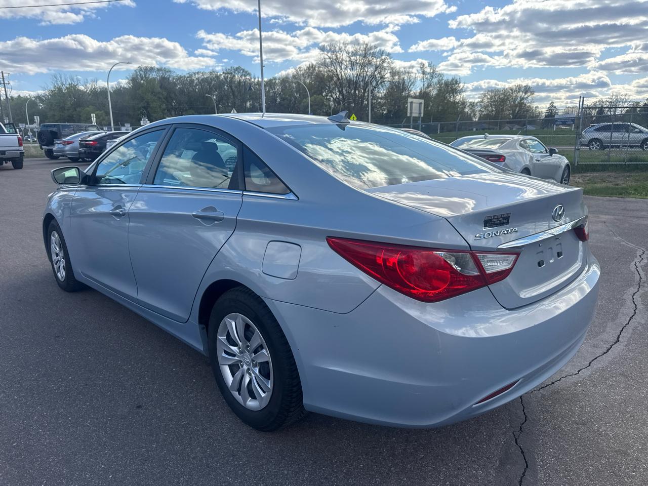 Hyundai Sonata 4dr Sdn 2.4L Auto GLS PZEV 2012