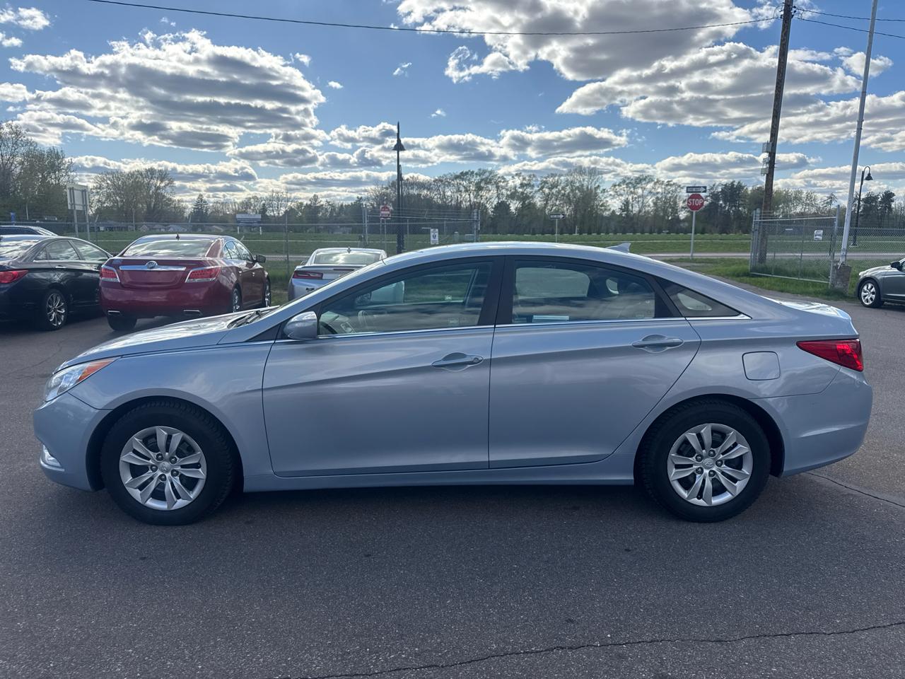 Hyundai Sonata 4dr Sdn 2.4L Auto GLS PZEV 2012