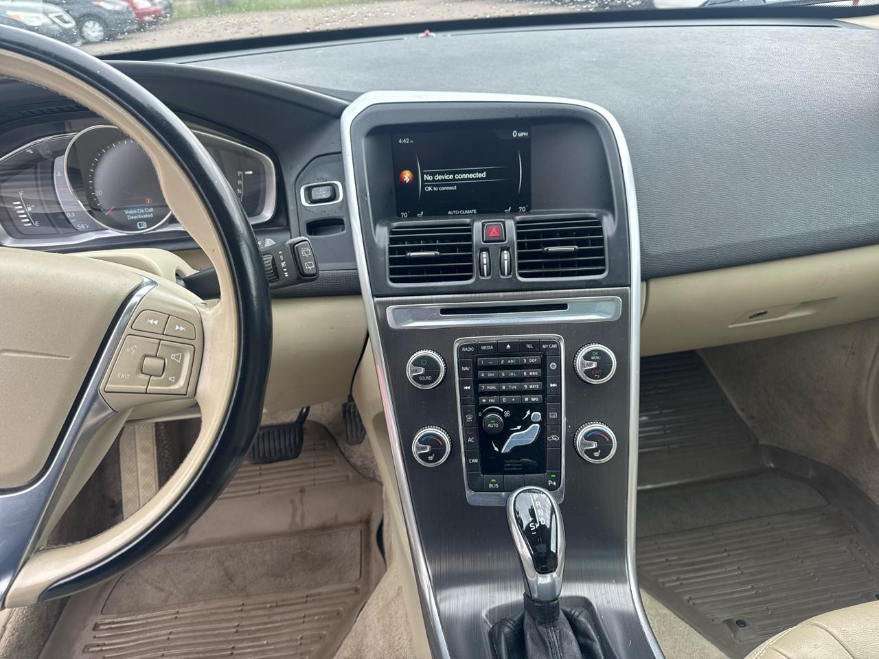 Volvo XC60 2015.5 AWD 4dr T5 2015