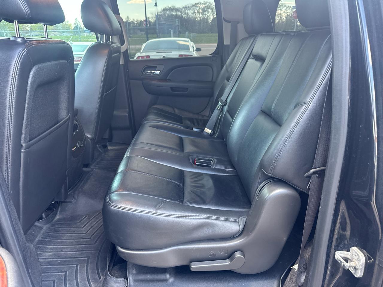 GMC Yukon XL 2WD 4dr SLT 2014