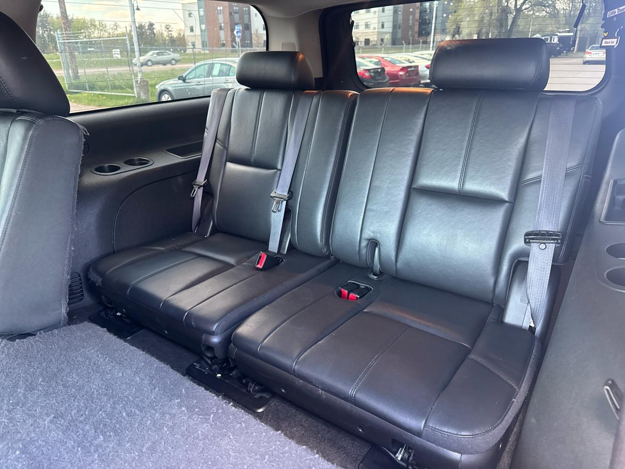 GMC Yukon XL 2WD 4dr SLT 2014