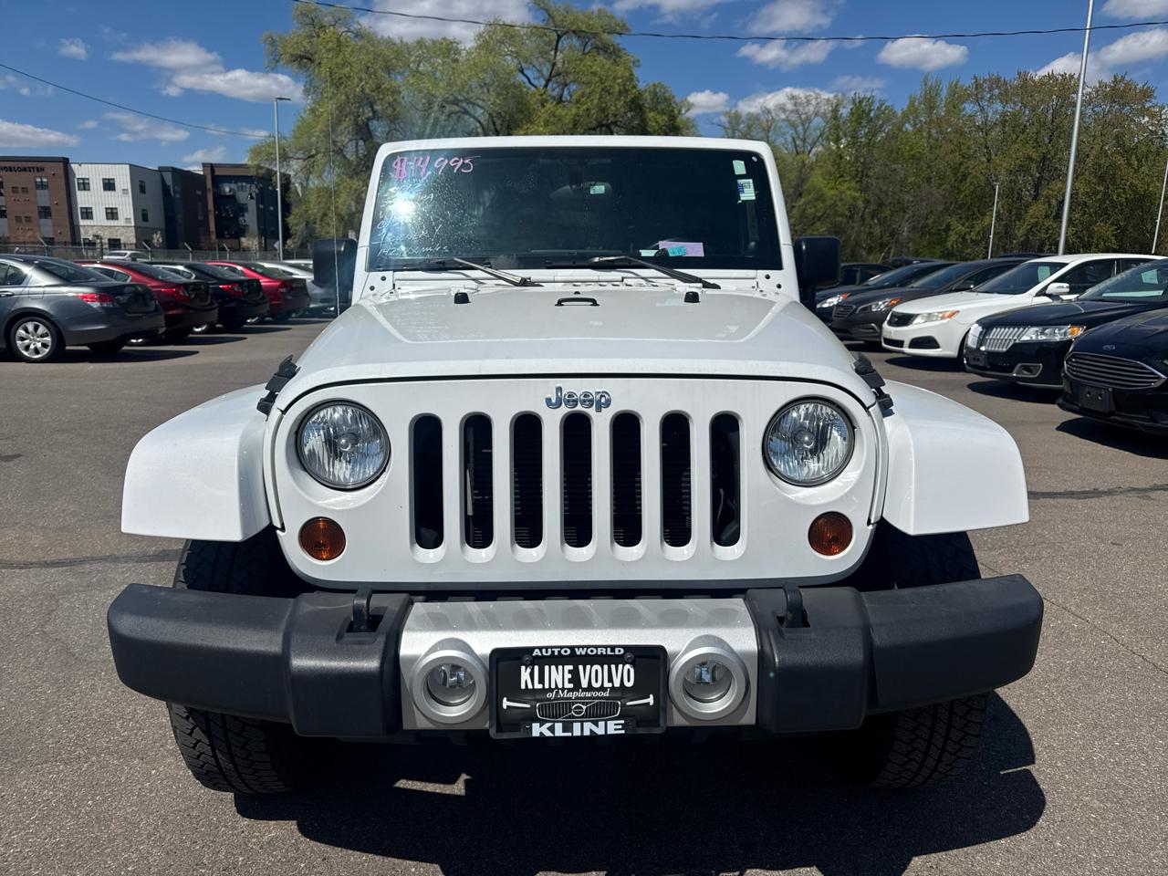 Jeep Wrangler Unlimited 4WD 4dr Sahara 2012