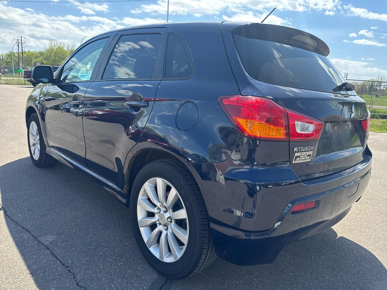 Mitsubishi Outlander Sport 2WD 4dr CVT SE 2011