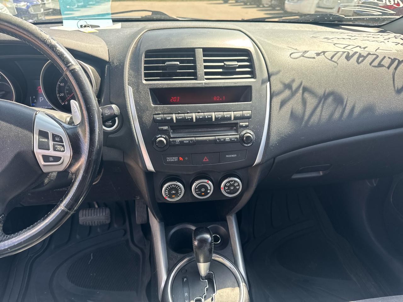Mitsubishi Outlander Sport 2WD 4dr CVT SE 2011