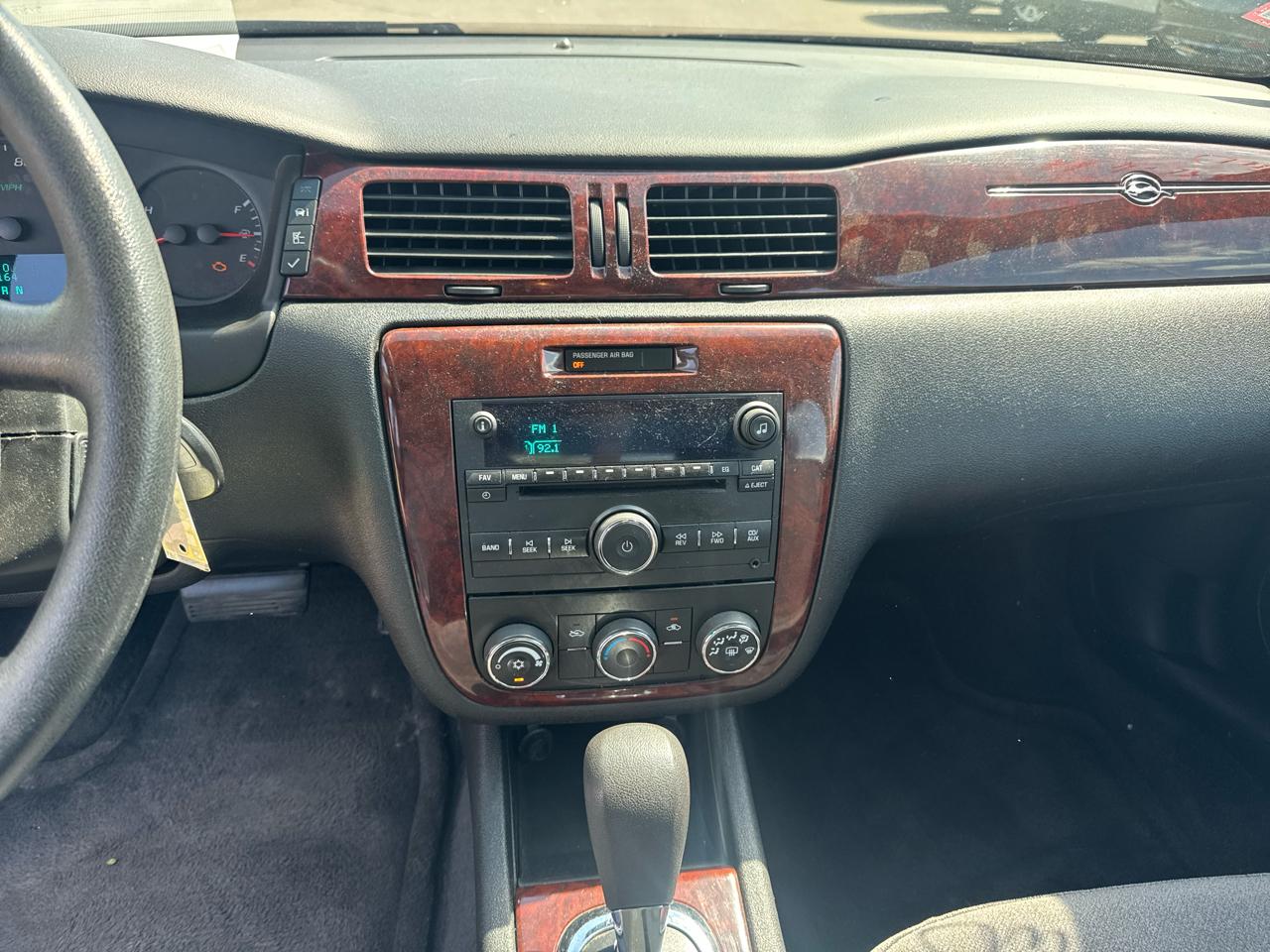 Chevrolet Impala 4dr Sdn LS 2008