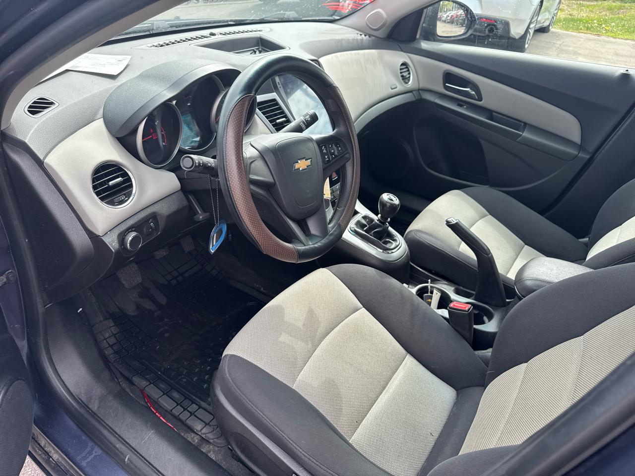 Chevrolet Cruze 4dr Sdn Man LS 2014