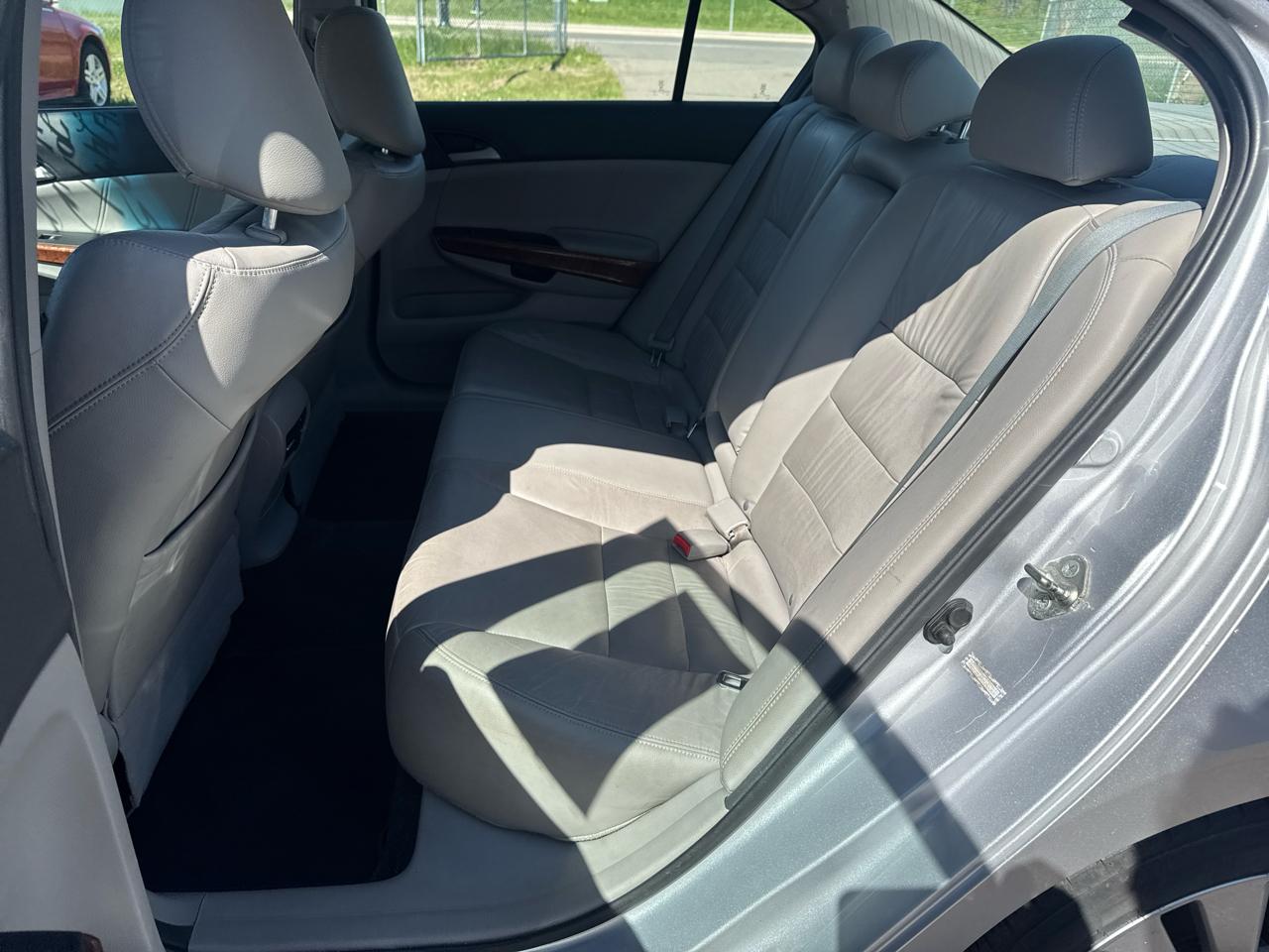 Honda Accord Sdn 4dr I4 Auto EX-L 2011