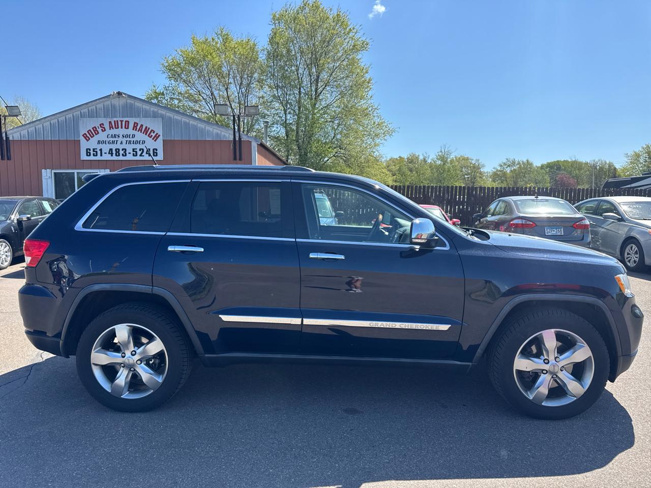 Jeep Grand Cherokee 4WD 4dr Overland 2012