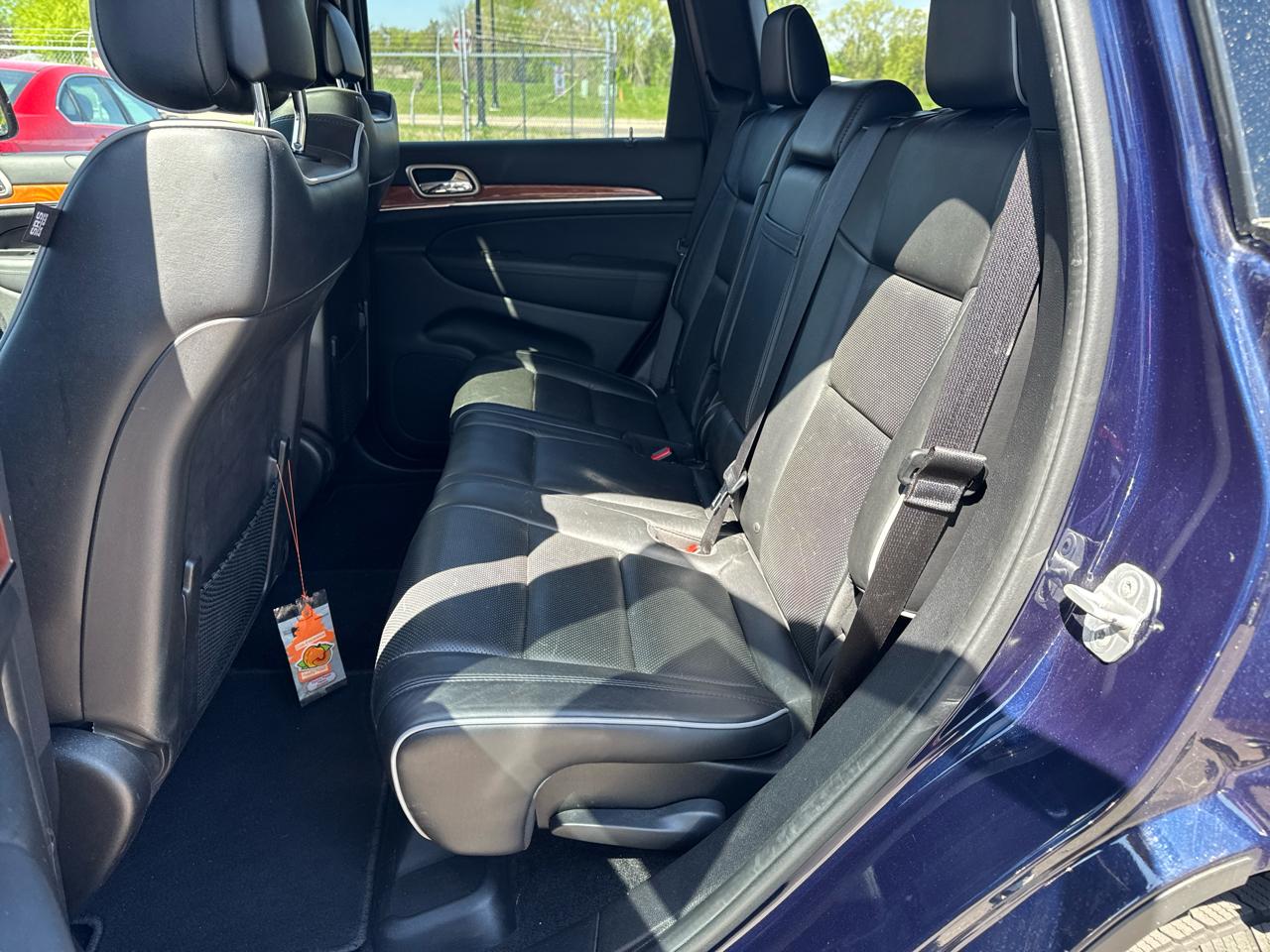 Jeep Grand Cherokee 4WD 4dr Overland 2012