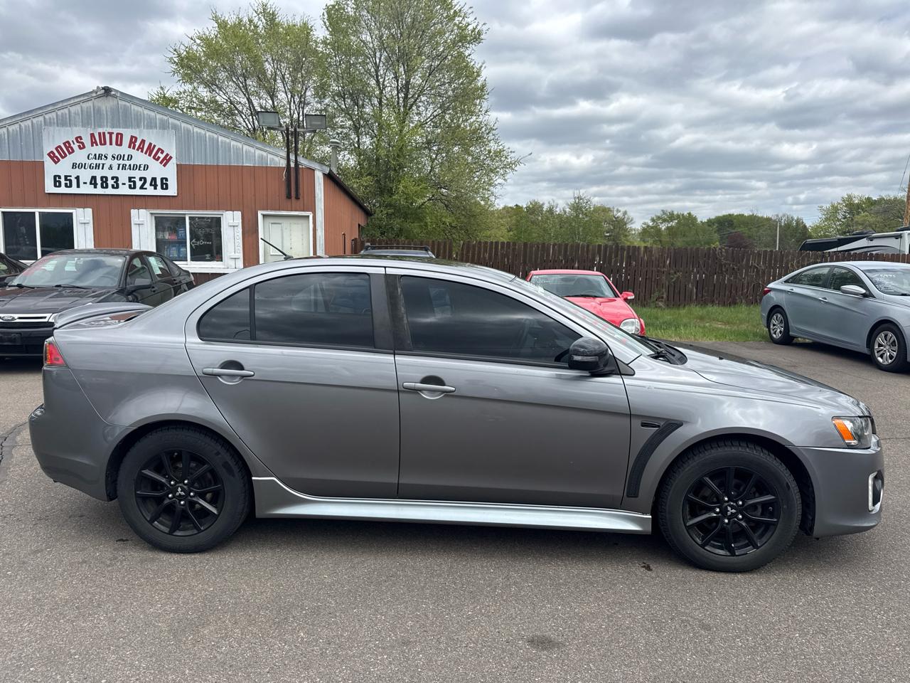 Mitsubishi Lancer ES 2.0 FWD CVT 2017