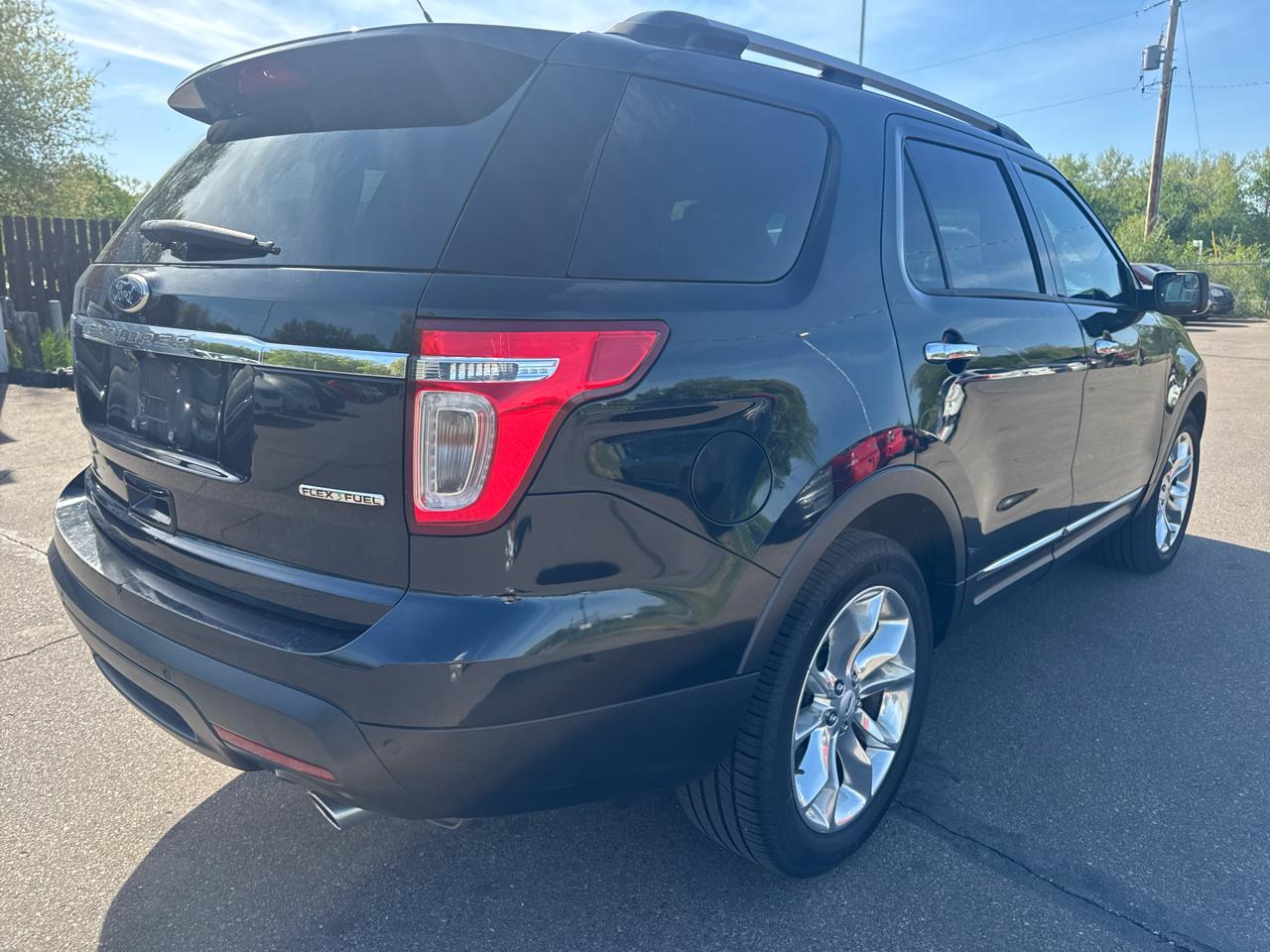 Ford Explorer FWD 4dr XLT 2015
