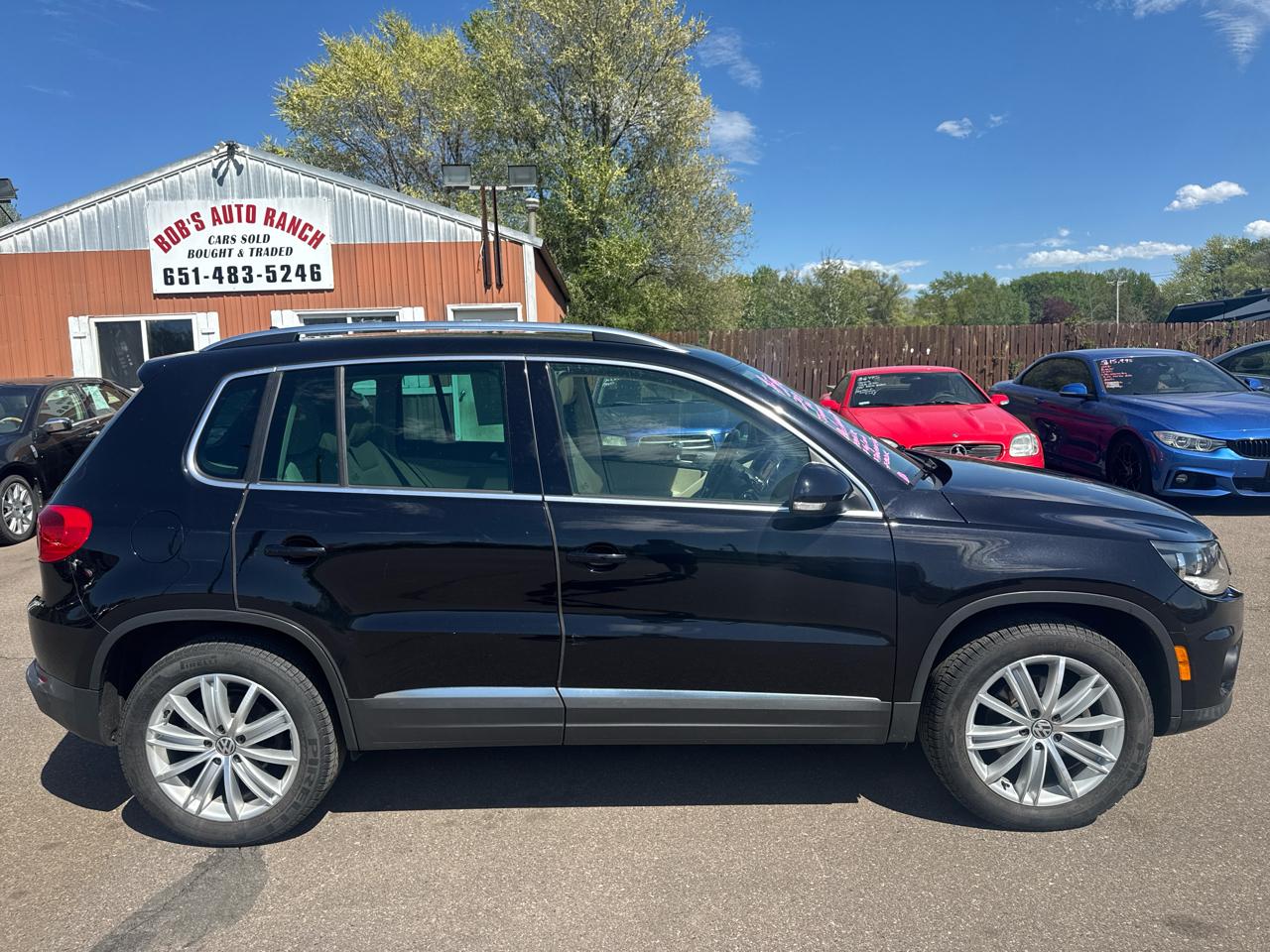 Volkswagen Tiguan 4WD 4dr Auto SE w/Sunroof & Nav 2013