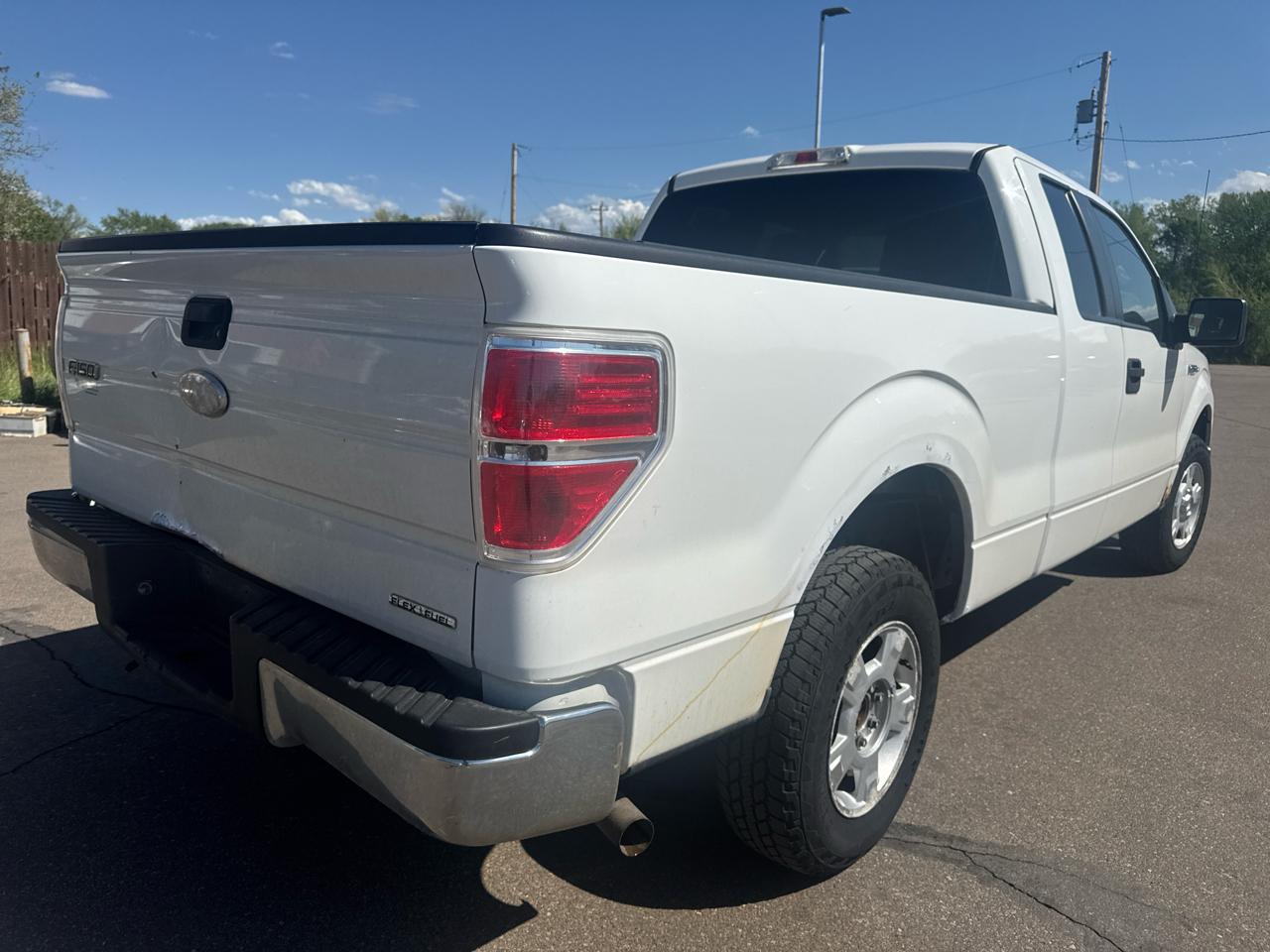 Ford F-150 2WD SuperCab 145" XLT 2011