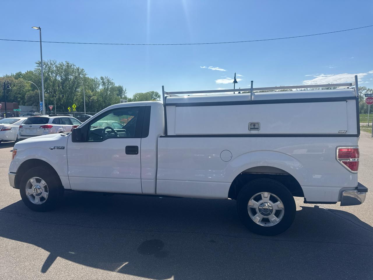 Ford F-150 2WD Reg Cab 126" STX 2014