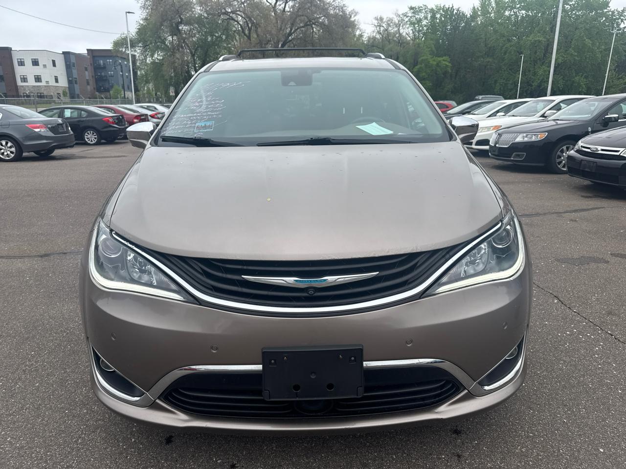 Chrysler Pacifica Hybrid Limited FWD 2018