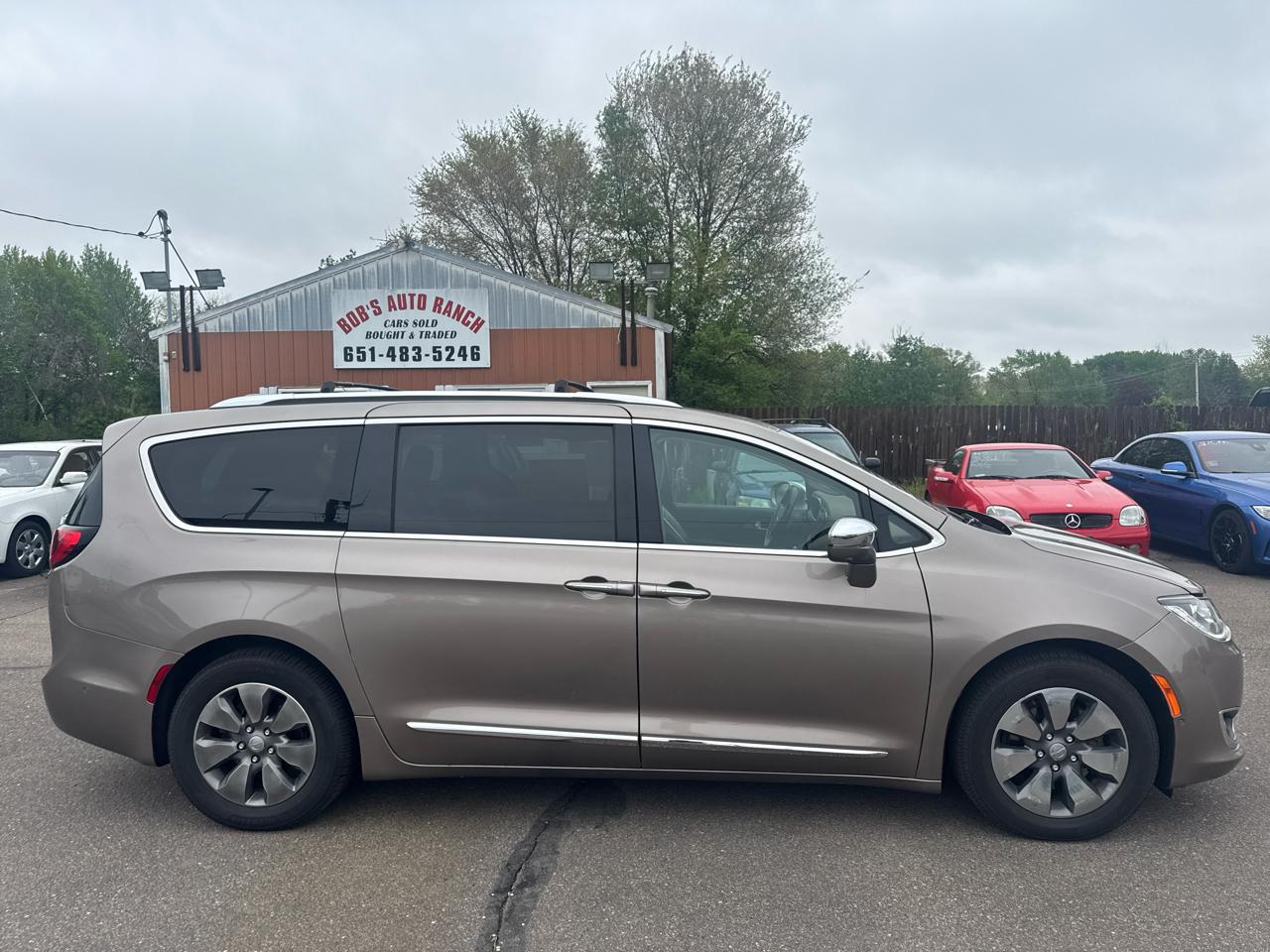 Chrysler Pacifica Hybrid Limited FWD 2018