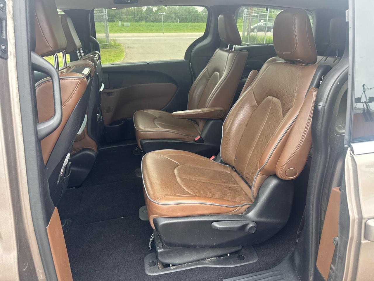 Chrysler Pacifica Hybrid Limited FWD 2018
