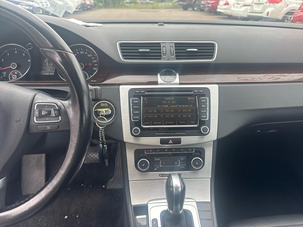 Volkswagen CC 4dr Sdn Lux PZEV 2012