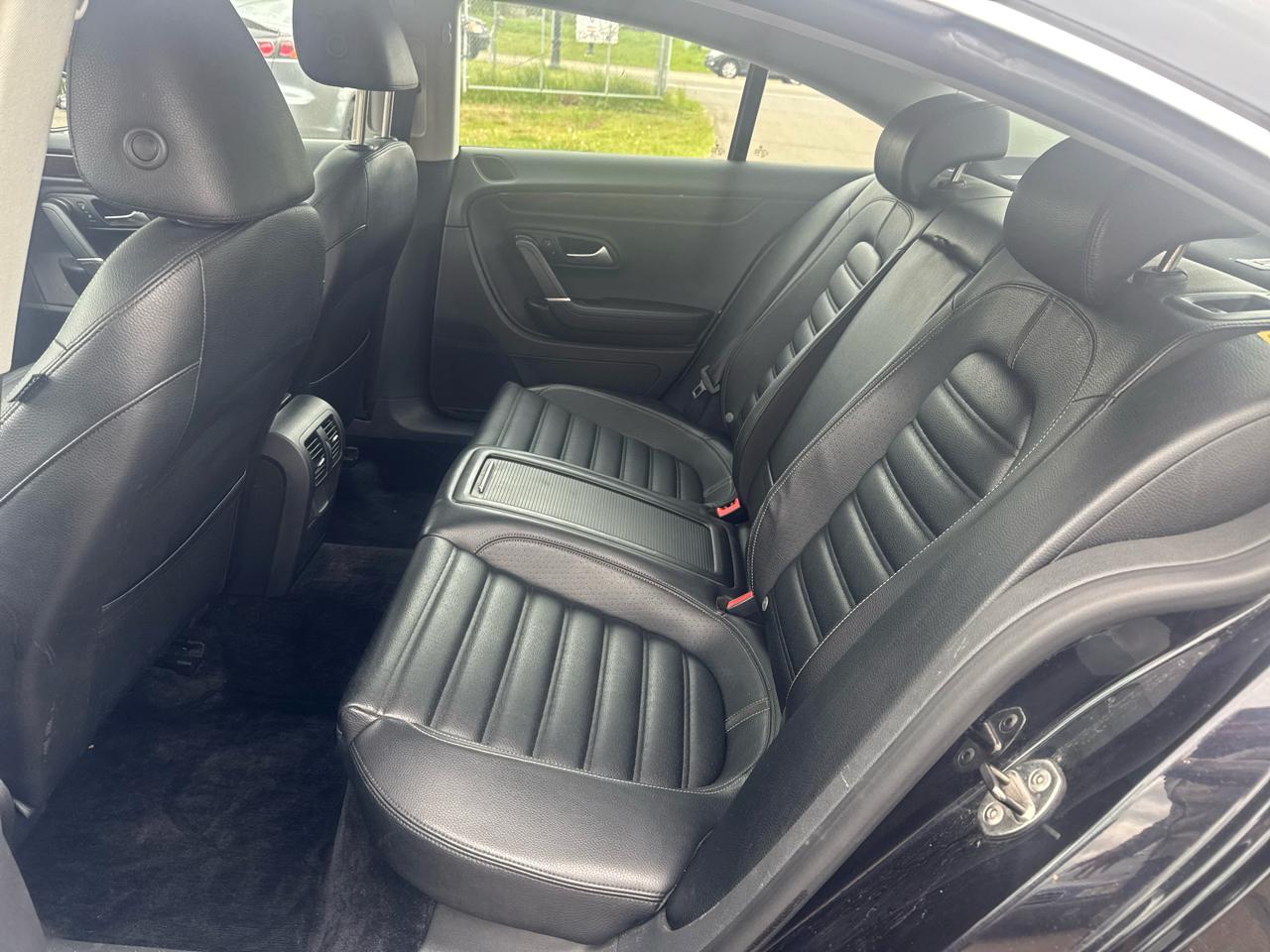 Volkswagen CC 4dr Sdn Lux PZEV 2012
