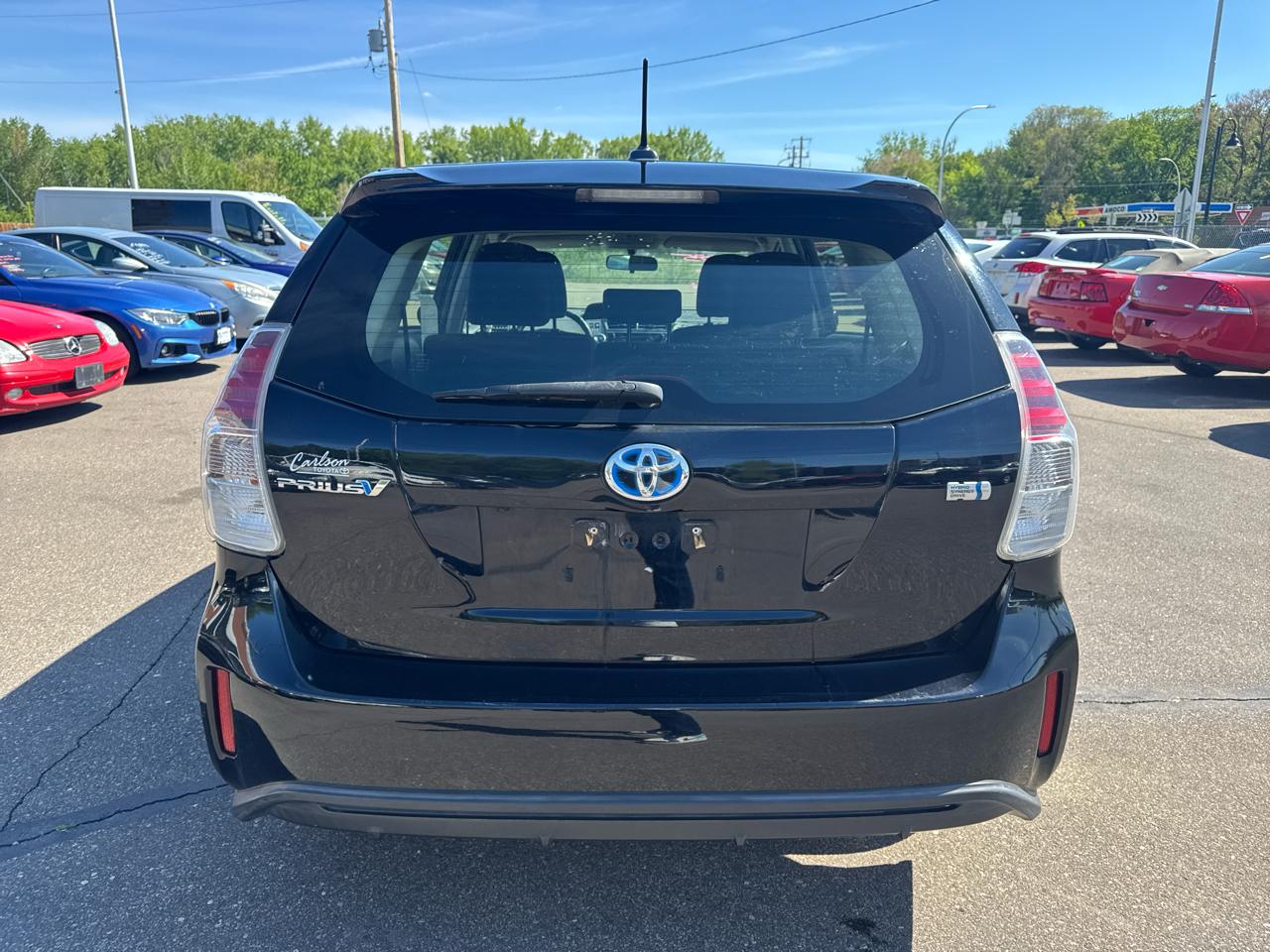 Toyota Prius V 5dr Wgn Three (Natl) 2016