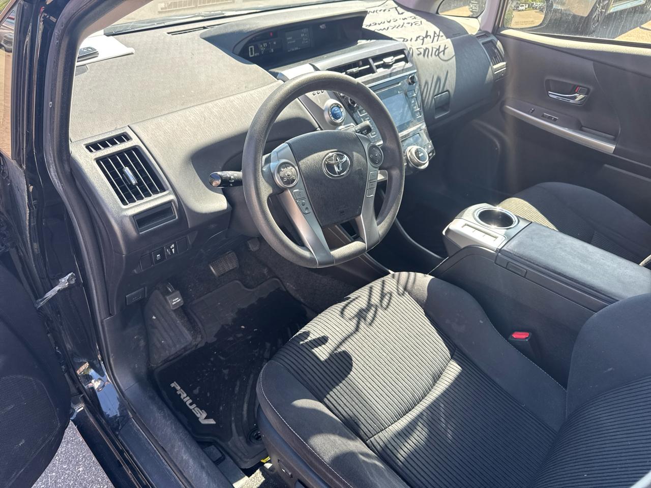 Toyota Prius V 5dr Wgn Three (Natl) 2016