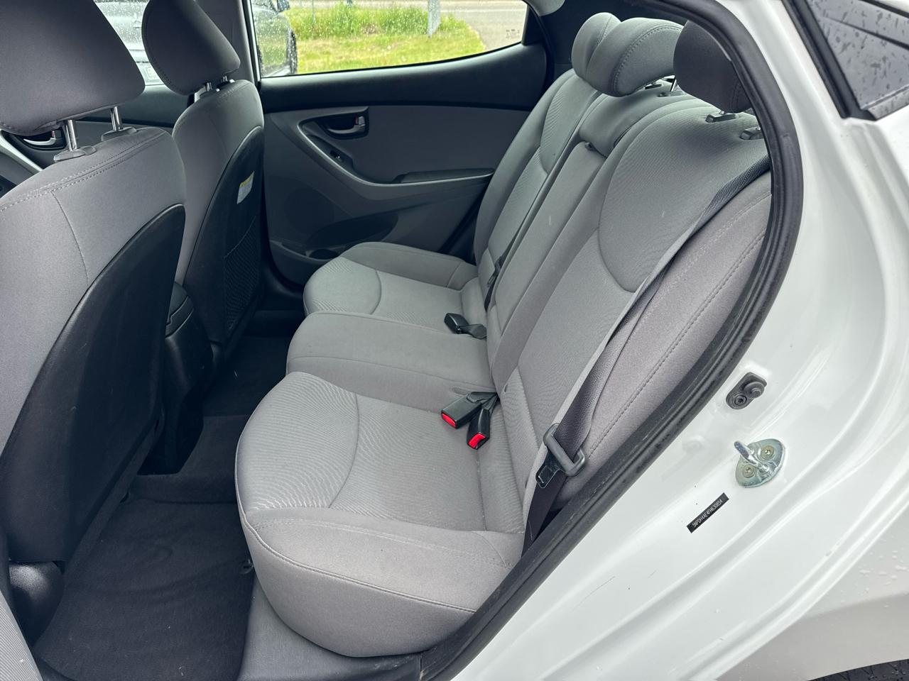 Hyundai Elantra 4dr Sdn Auto SE (Alabama Plant) 2015