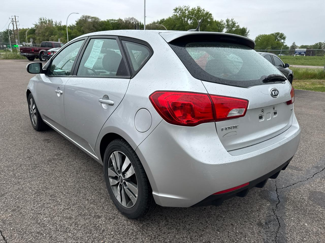 Kia Forte 5-Door 5dr HB EX 2013