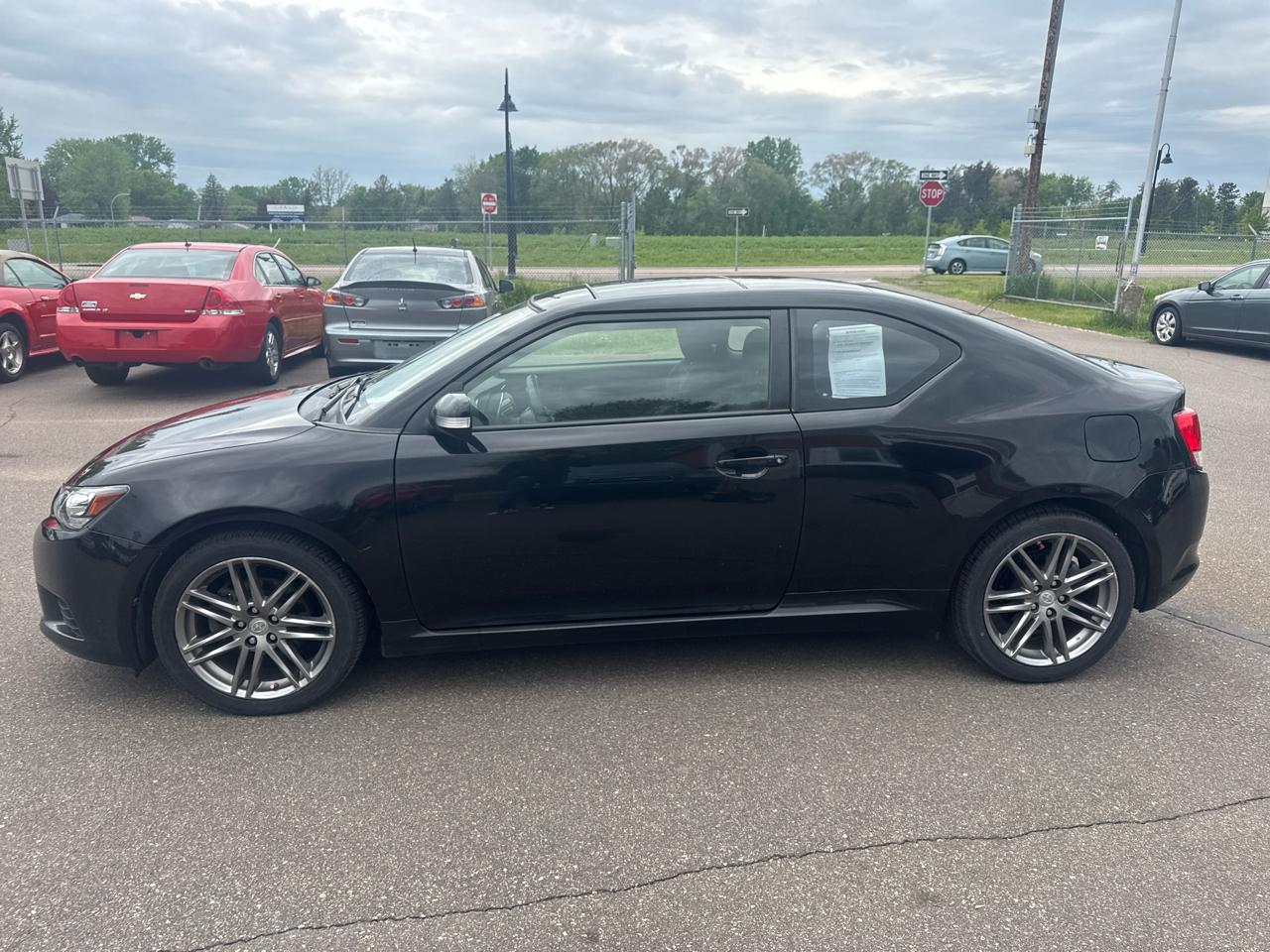 Scion tC 2dr HB Man (Natl) 2012