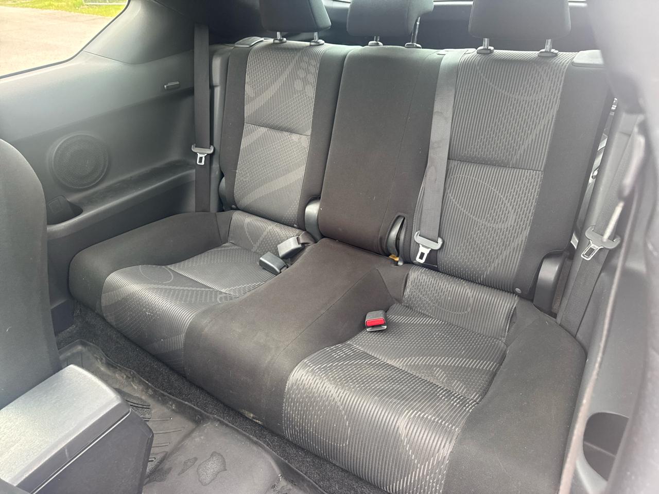 Scion tC 2dr HB Man (Natl) 2012